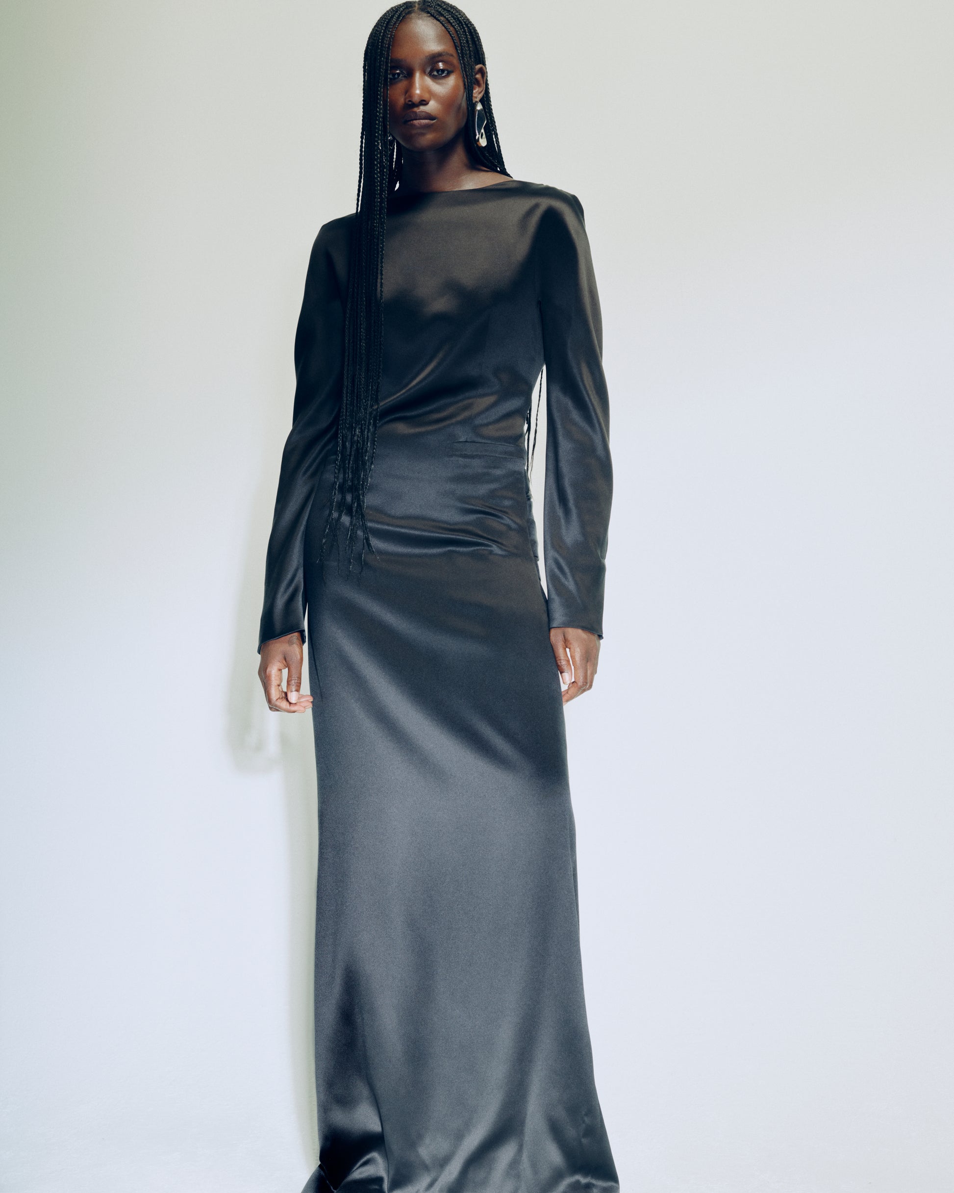 MICHELLE RHEE Tory Backless Gown Black MICHELLE RHEE Tory Backless Gown Black