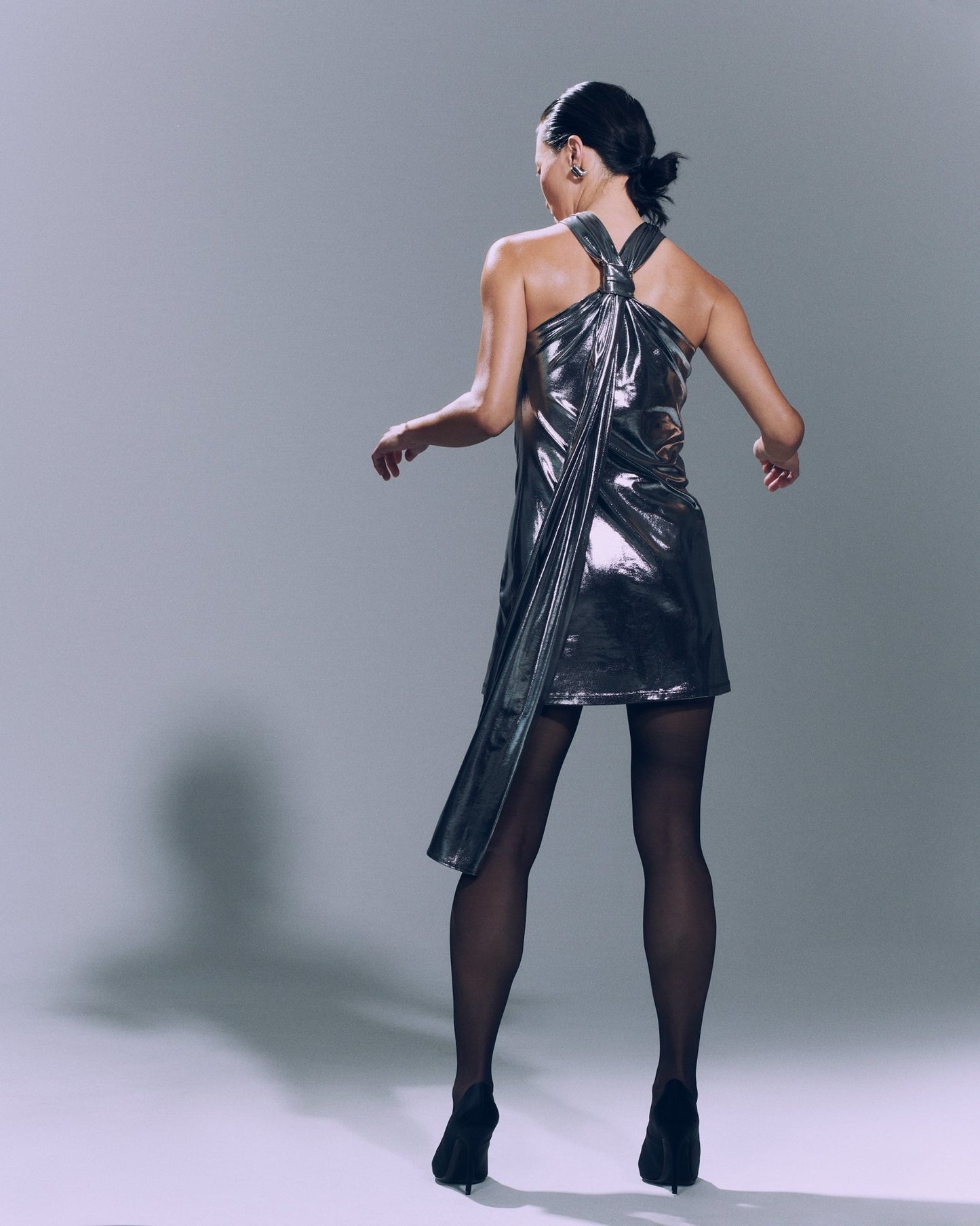 MICHELLE RHEE Knotted Back-Tie Mini Dress